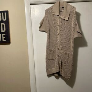 BCBG short sleeve sweater XS
